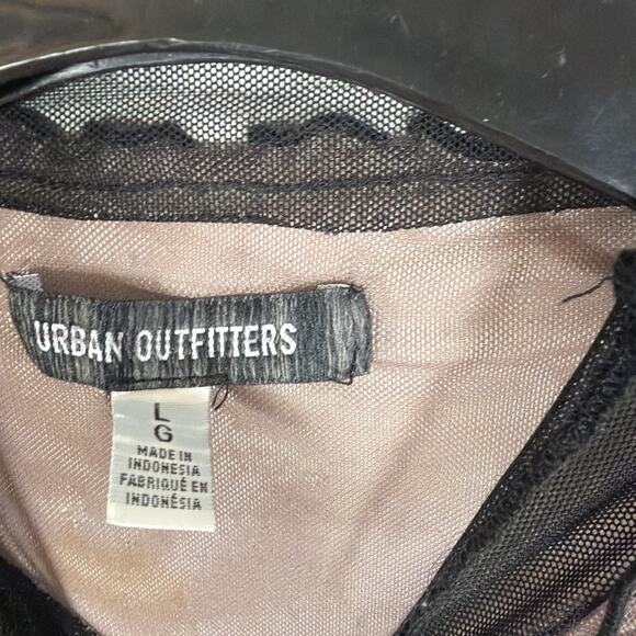 Urban Outfitters Mesh Sheer Lace Layering Top Shirt Fitted Large Stretchy Fall - Picture 3 of 9